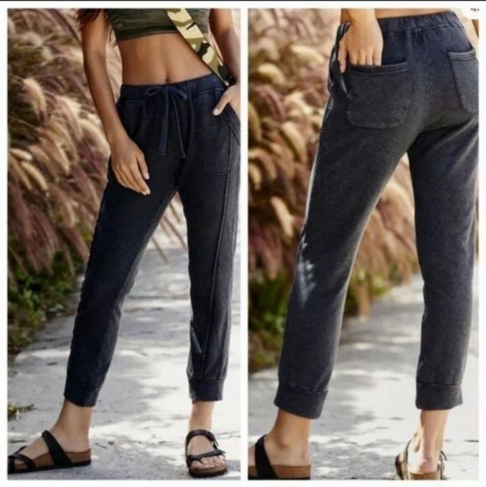 FREE PEOPLE WORK IT OUT JOGGER
